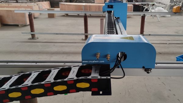 Large area portable plasma cutting machine