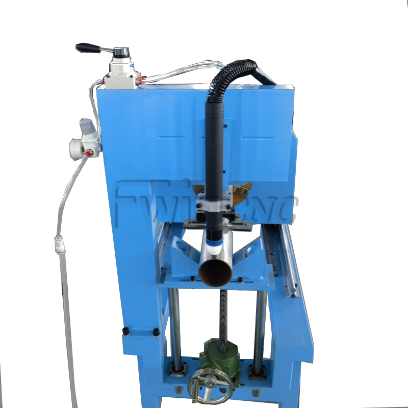 High Performance Round Pipe Cutting Machine for Precision CNC Plasma Tube Processing5