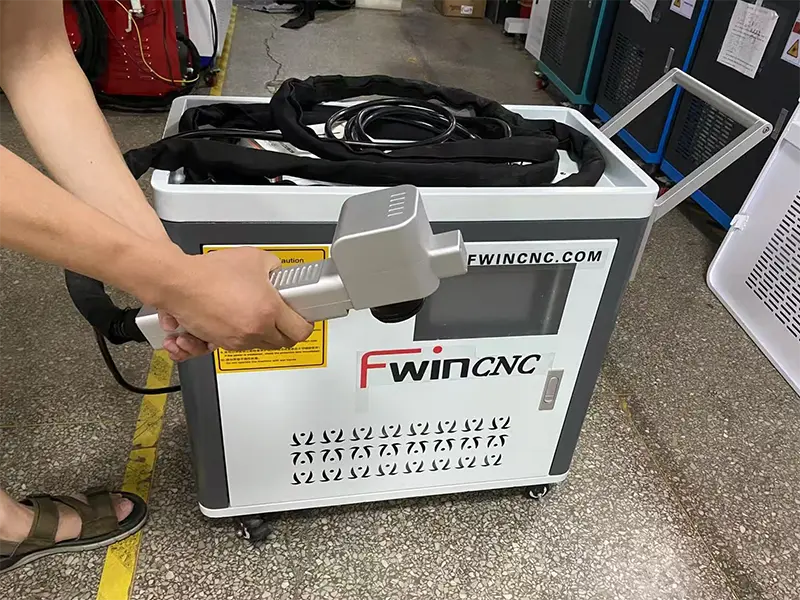 Pulsed Fiber Laser Cleaning Machine Portable Laser Cleaner Fiber Laser Cleaning Machine